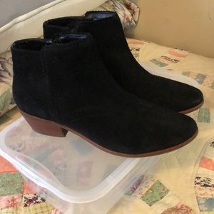 Jack Rogers Ankle Boots (size 9)